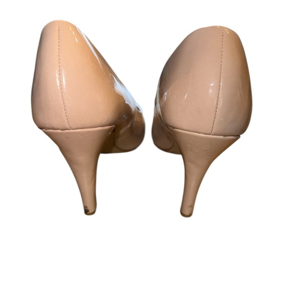 🛑 SOLD Kelly & Katie Nude Heels - Picture 3 of 7